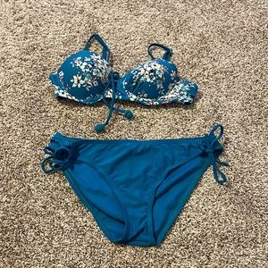 Island soul bathing suit medium too large bottom